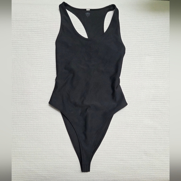 ALO Yoga Black Open-Back One-Piece Swimsuit M Bodysuit - Picture 4 of 10